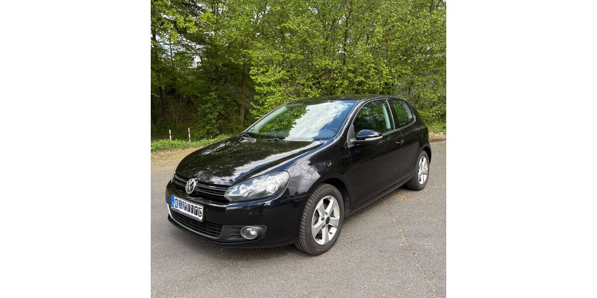 VW Golf 121.000 km 5.700 &euro; Nickenich 56645