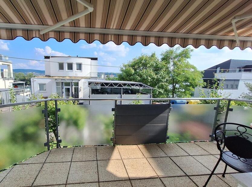 Vollmöblierte 2-Zimmer-Wohnung in Metternich Mosel zimmer