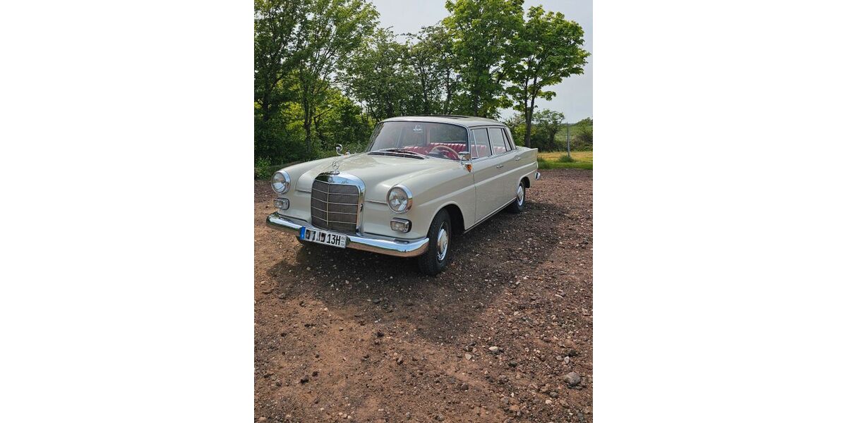 Mercedes-Benz 190 106.000 km 22.900 &euro; Oberwesel 55430