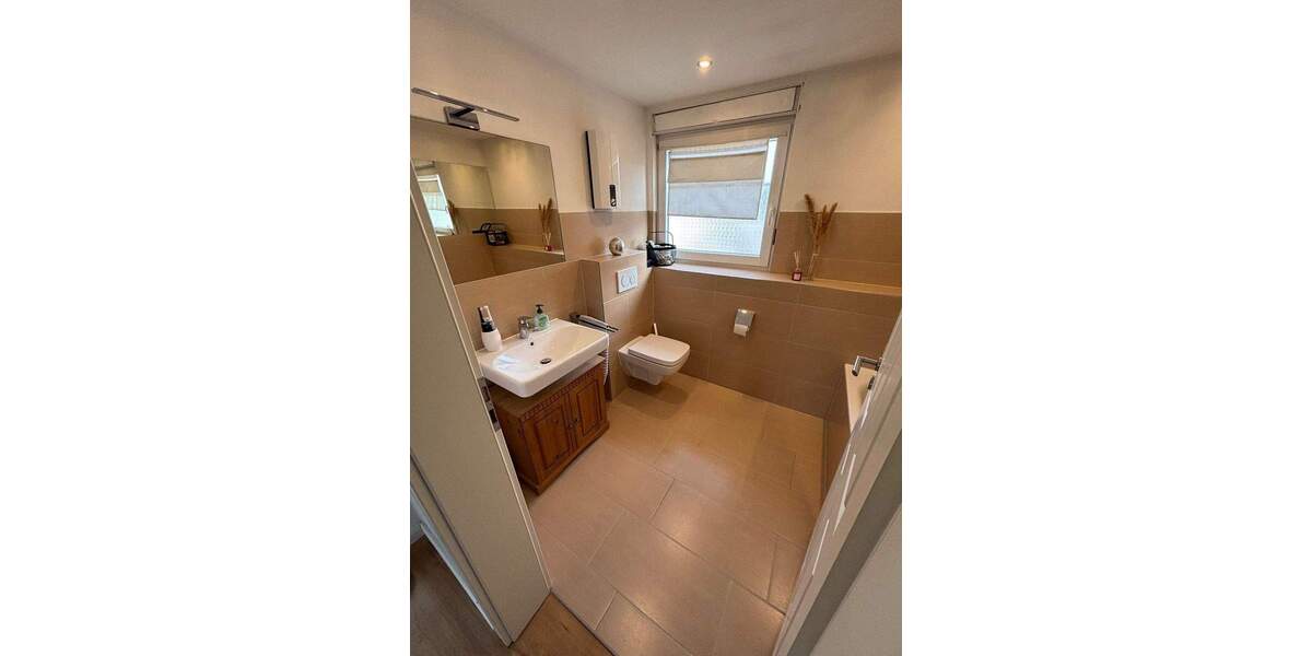 Modernisiertes Einfamilienhaus mit Garten & Pool in Koblenz-Lay 5 zimmer