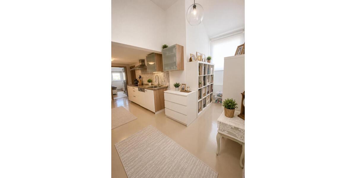 Dachgeschoßwohnung Bendorf - 3 Zimmer, 80 m&sup2;, 195.000&euro; | Angebot:27022556