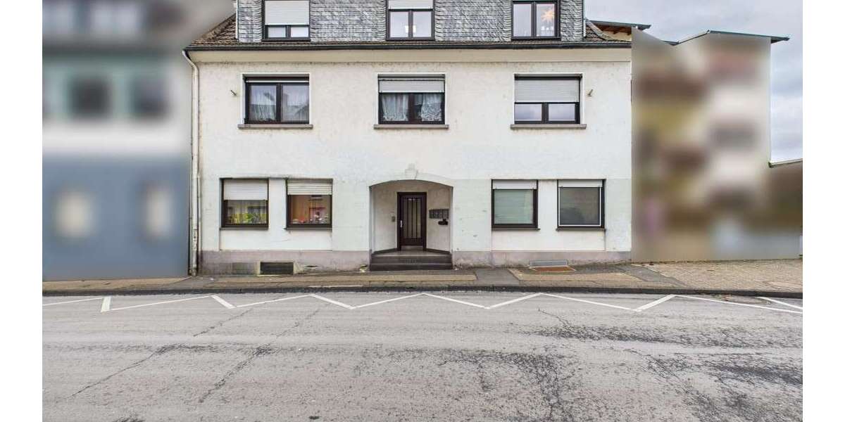 Haus zum Kaufen in Koblenz Moselweiß 600.000 € 305.99 m² 12 zimmer