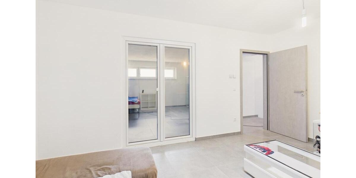 Etagenwohnung Halsenbach - 4 Zimmer, 106 m&sup2;, 999&euro; | Angebot:24810655