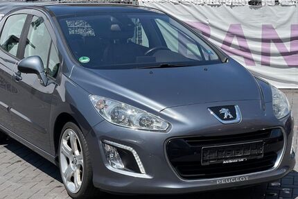 Peugeot 308 205.000 km 3.699 € Bad Breisig 53498
