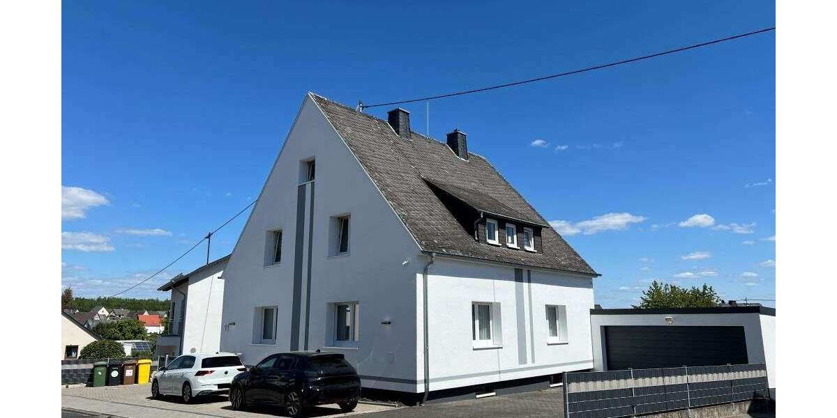 Haus zum Kaufen in Görgeshausen 449.000 € 305 m² 8 zimmer