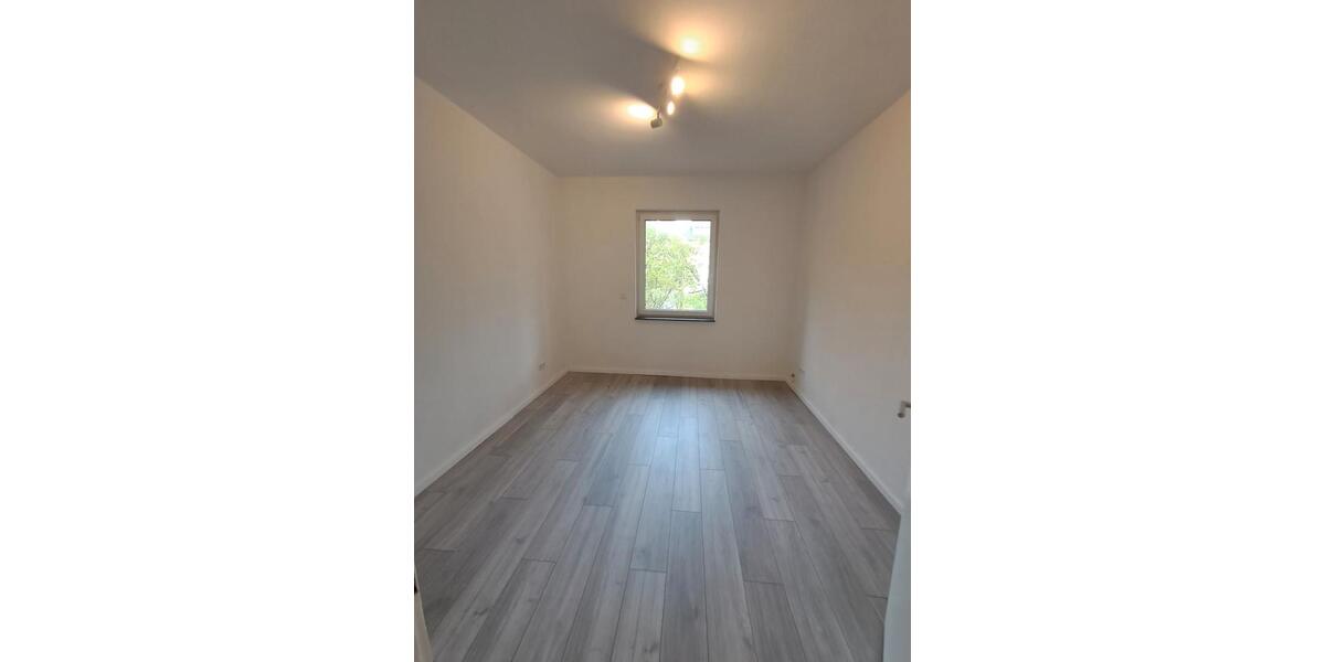 Erdgeschoßwohnung Koblenz Bubenheim - 4 Zimmer, 107 m&sup2;, 1.040&euro; | Angebot:26145979