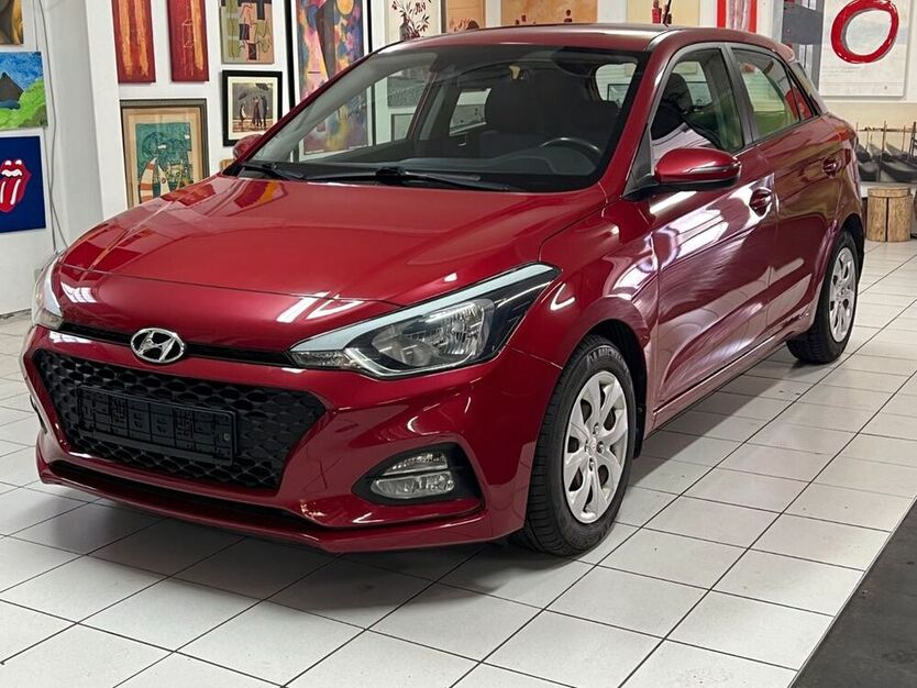 i20