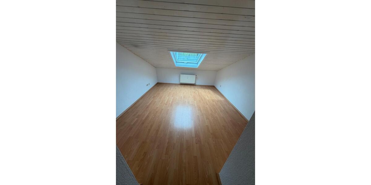 Dachgeschoßwohnung Koblenz Karthause - 1 Zimmer, 24 m&sup2;, 340&euro; | Angebot:26413007