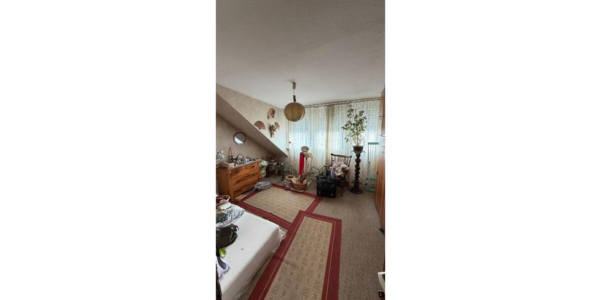 Dachgeschoßwohnung Koblenz Bubenheim - 3 Zimmer, 90 m&sup2;, 900&euro; | Angebot:26048658