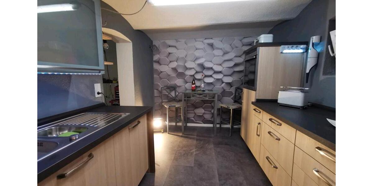 Einfamilienhaus Halsenbach - 5 Zimmer, 147 m&sup2;, 280.000&euro; | Angebot:27104301