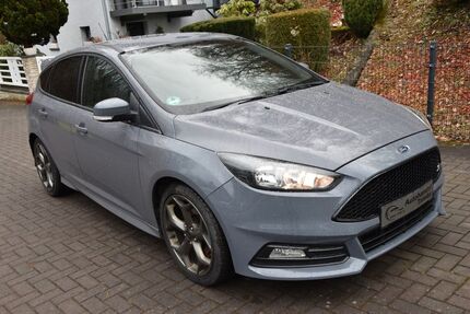 Ford Focus 206.000 km 10.999 &euro; Trimbs 56753