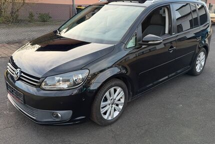 VW Touran 190.000 km 6.999 &euro; Girod bei Montabaur 56412
