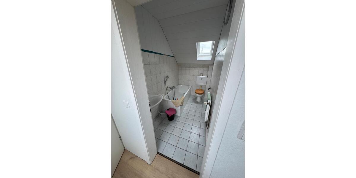 Dachgeschoßwohnung Weißenthurm - 1 Zimmer, 55 m&sup2;, 700&euro; | Angebot:26427714