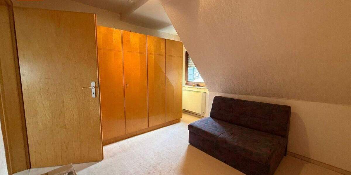 Doppelhaushälfte Weißenthurm - 6 Zimmer, 140 m&sup2;, 210.000&euro; | Angebot:25668777