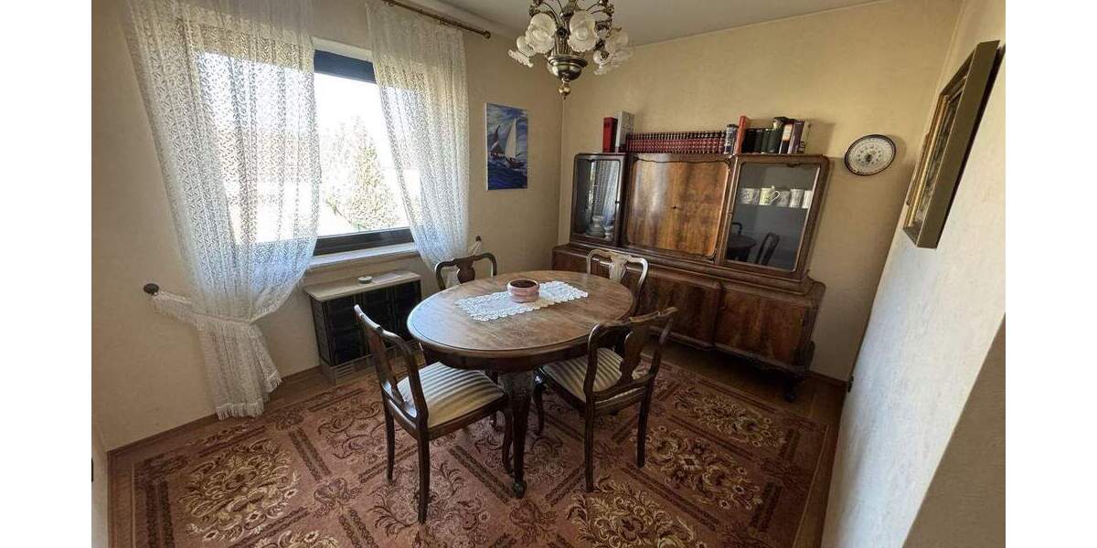 Etagenwohnung Bendorf - 4 Zimmer, 89 m&sup2;, 220.000&euro; | Angebot:25373076