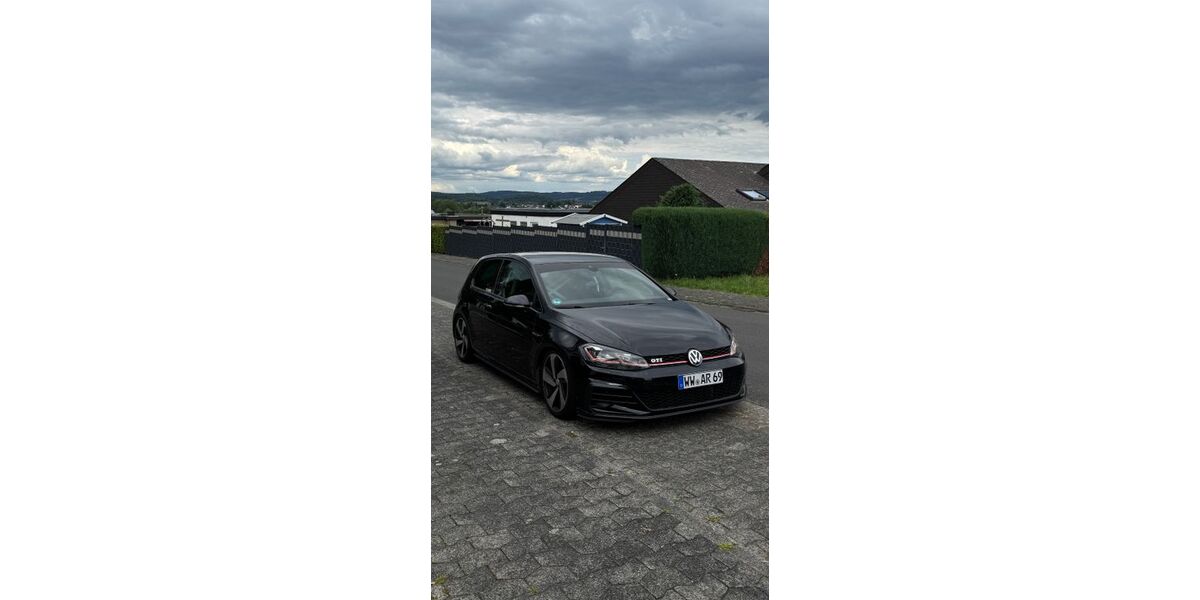 VW Golf 102.000 km 20.600 &euro; Dernbach 56428