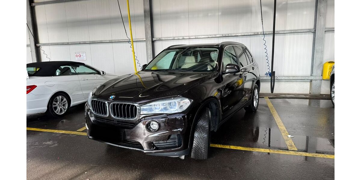 BMW X5 265.000 km 15.999 &euro; Lahnstein 56112