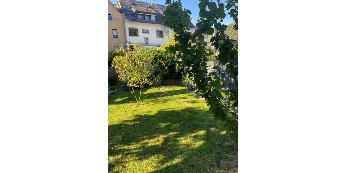 Reihenhaus Boppard - 10 Zimmer, 165 m&sup2;, 225.000&euro; | Angebot:26624156