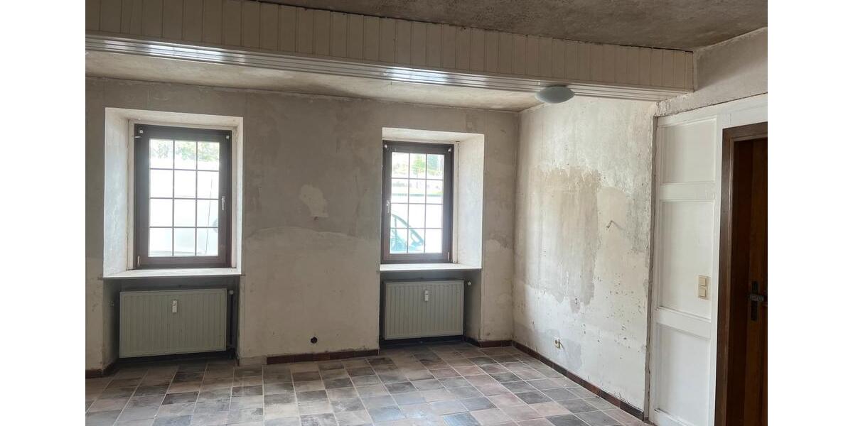 Erdgeschoßwohnung Singhofen - 3 Zimmer, 94 m&sup2;, 35.000&euro; | Angebot:27042559