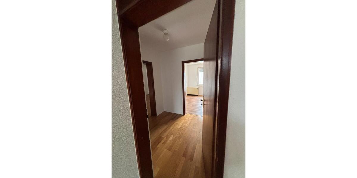 Etagenwohnung Bad Breisig - 2 Zimmer, 82 m&sup2;, 900&euro; | Angebot:25982032