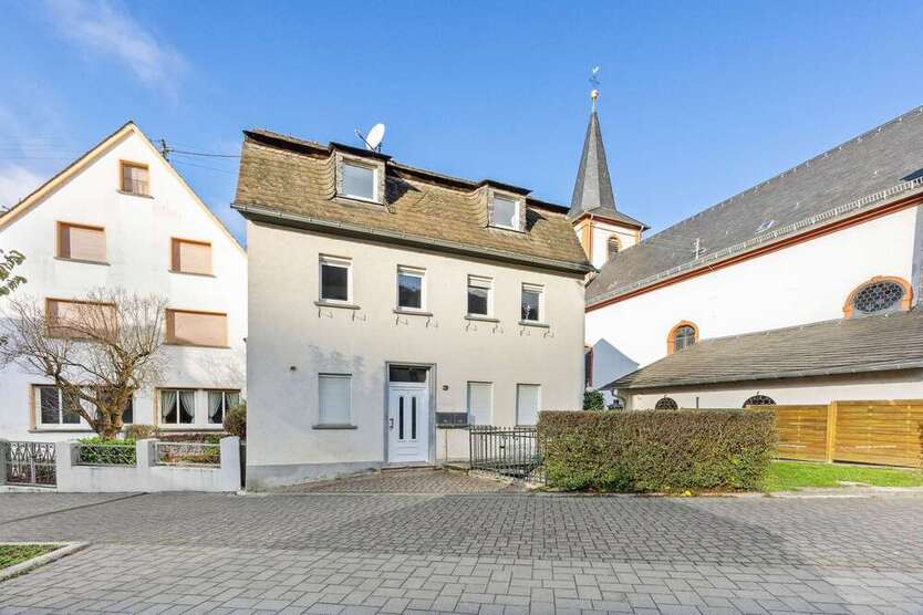 Haus zum Kaufen in Kestert 98.000 € 89 m²