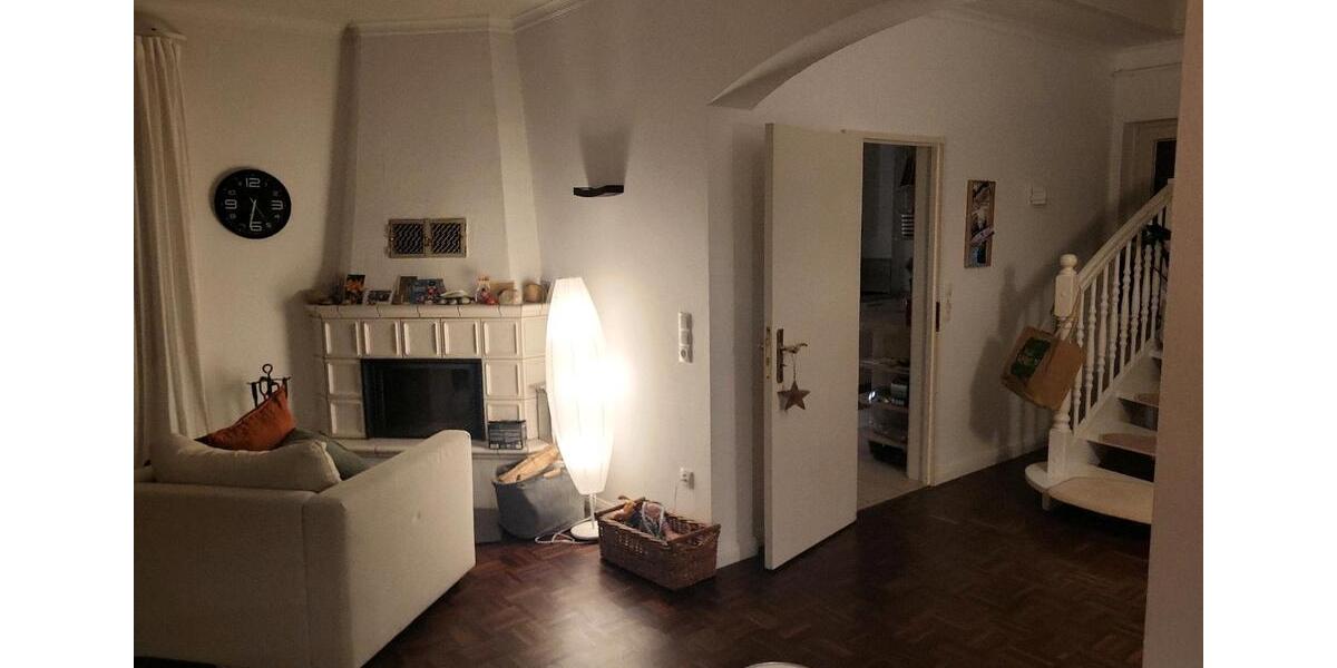 Einfamilienhaus mit Einliegerwohnung in Rheinhöhenlage 8 zimmer