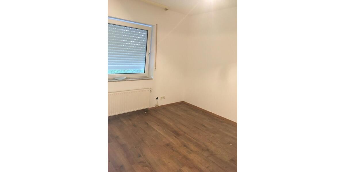 Etagenwohnung Emmelshausen - 3 Zimmer, 80 m&sup2;, 750&euro; | Angebot:25341928