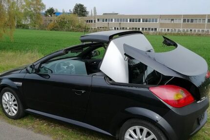 Opel Tigra 178.000 km 2.399 &euro; Gladbach 56564