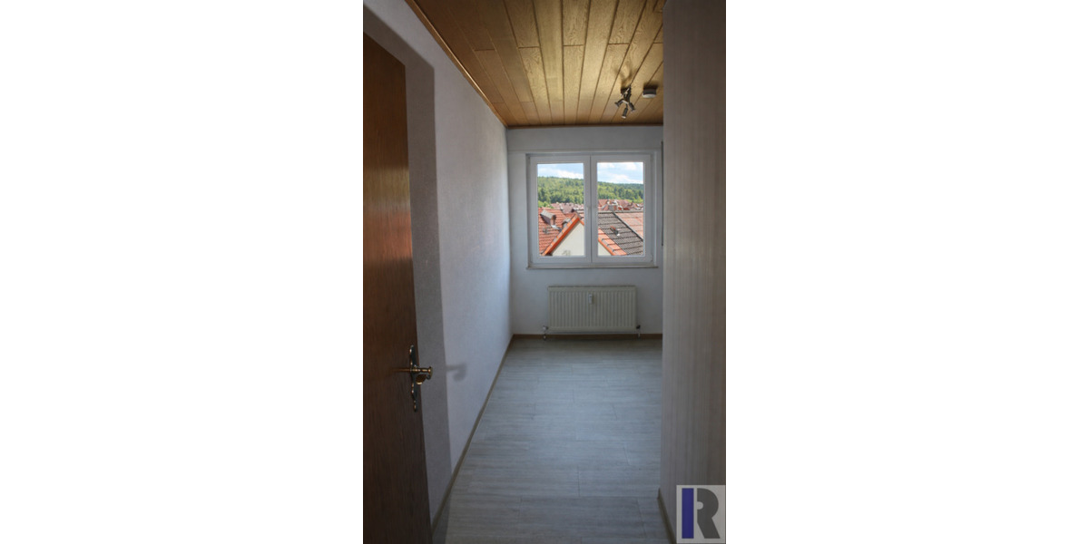 Etagenwohnung Saffig - 3 Zimmer, 105 m&sup2;, 234.000&euro; | Angebot:25800675