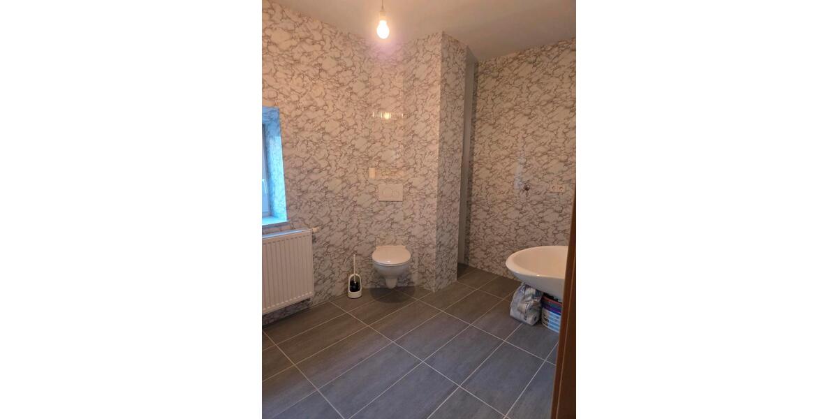 Erdgeschoßwohnung Höhr-Grenzhausen Grenzhausen - 2 Zimmer, 70 m&sup2;, 700&euro; | Angebot:25792304