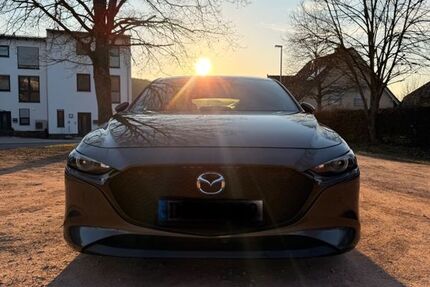 Mazda 3 93.000 km 16.500 &euro; Katzenelnbogen 56368