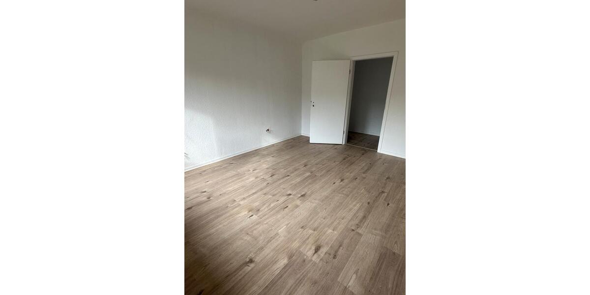 Etagenwohnung Großmaischeid - 5 Zimmer, 120 m&sup2;, 750&euro; | Angebot:26538150
