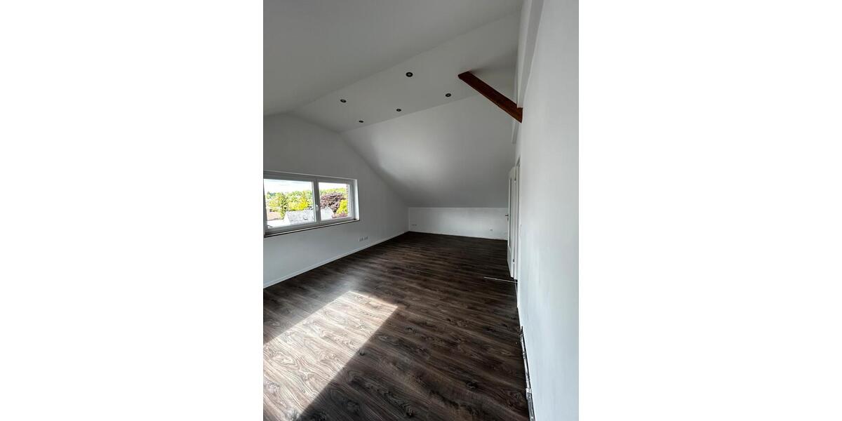 Dachgeschoßwohnung Neuhäusel - 4 Zimmer, 72 m&sup2;, 695&euro; | Angebot:26653146