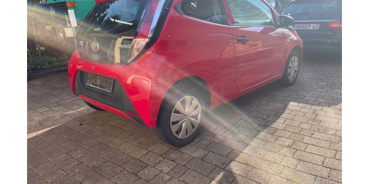 Toyota Aygo (X) 90.054 km 6.000 &euro; Berod 56414