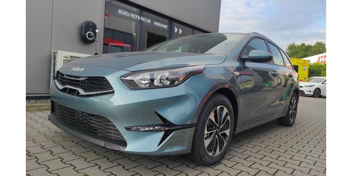 Kia ceed Sportswagon 17.450 km 21.790 &euro; Polch 56751