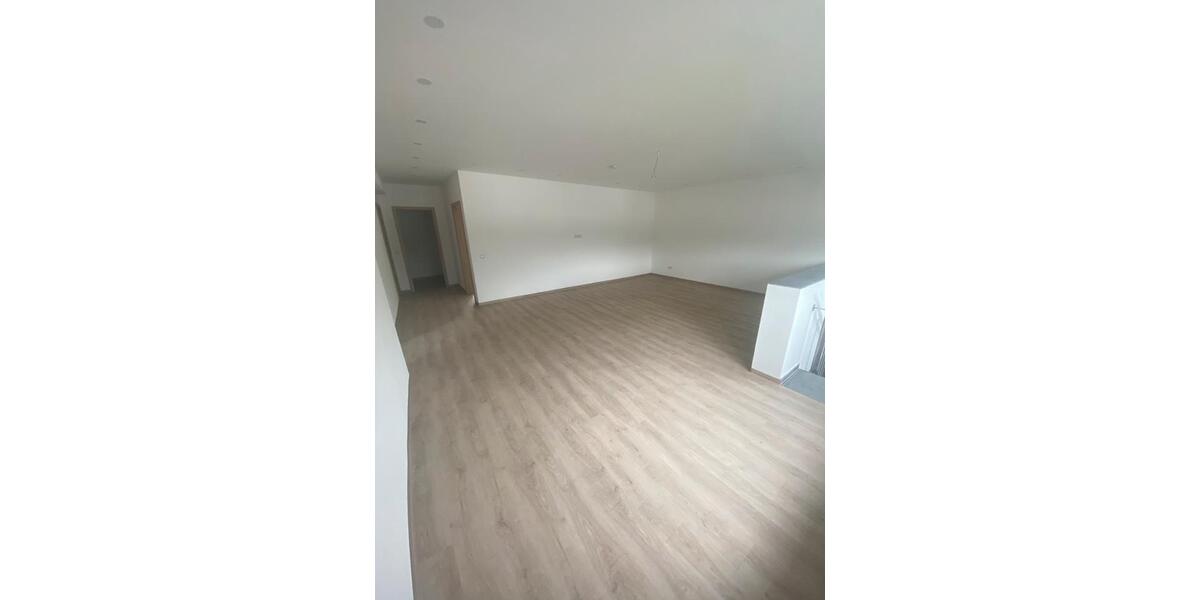 Etagenwohnung Nassau - 2 Zimmer, 100 m&sup2;, 750&euro; | Angebot:25406746