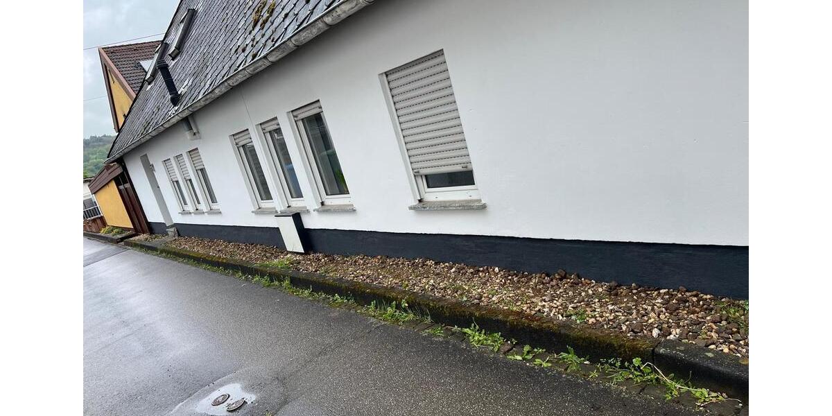 Saniertes 3 Familienhaus in NR-Niederbieber 7 zimmer