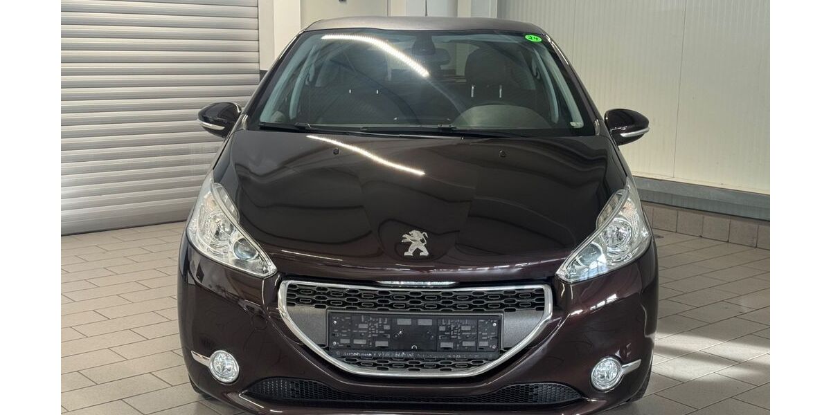 Peugeot 208 98.000 km 6.990 &euro; Brey 56321