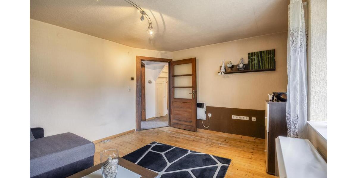 Gemütliches Haus mit großem Grundstück in Simmern - Einfamilienhaus Simmern | Angebot:27280866