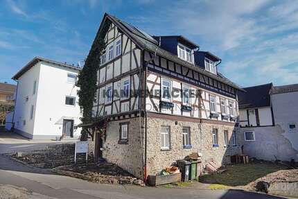 Haus zum Kaufen in Höhr-Grenzhausen 250.000 € 163 m² 6 zimmer