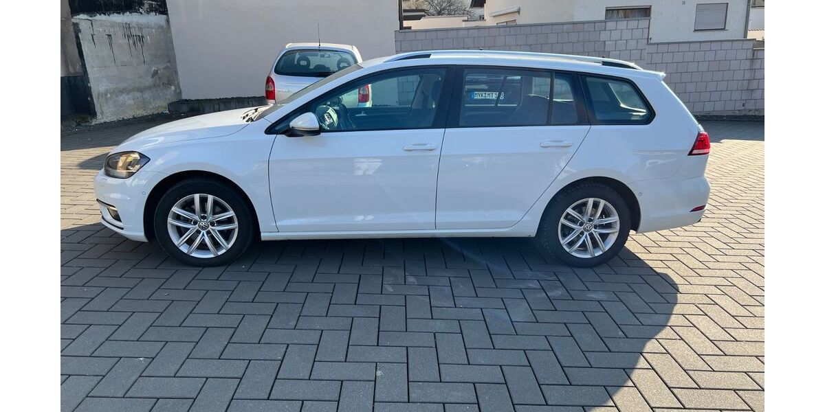VW Golf 146.000 km 15.600 &euro; Mülheim-Kärlich 56218