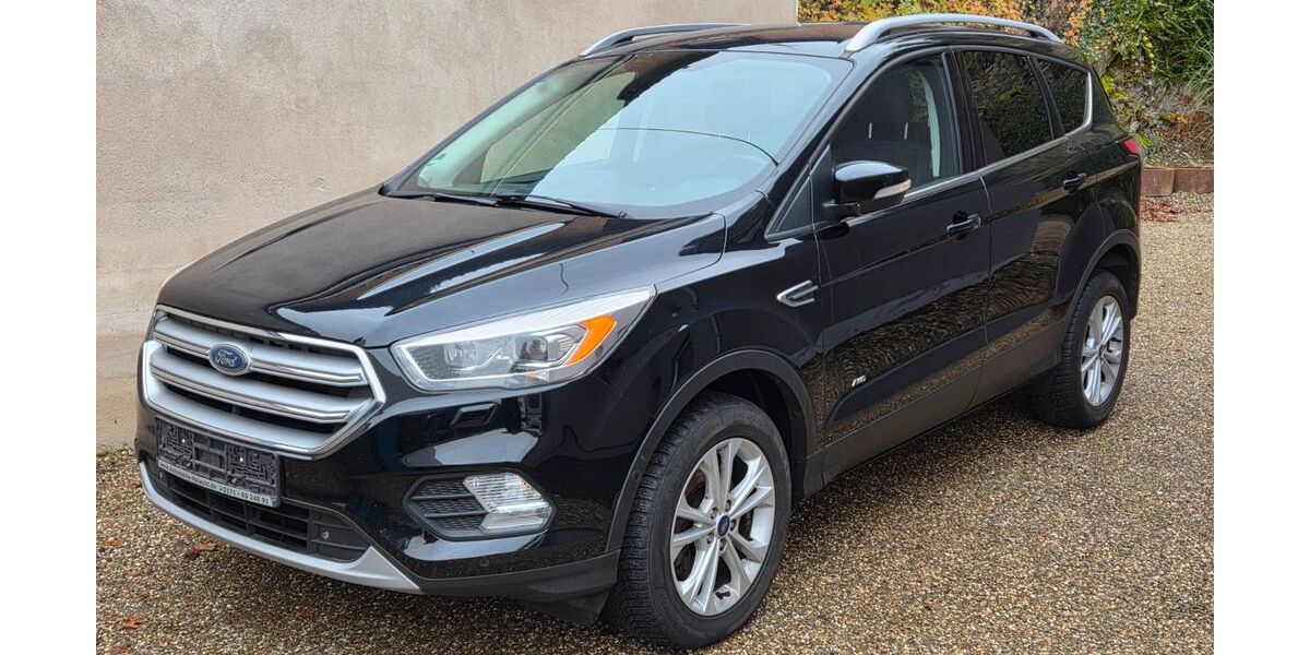 Ford Kuga 132.000 km 13.499 € Neuwied 56567