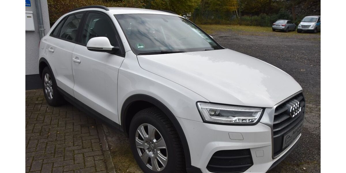 Audi Q3 229.000 km 11.500 &euro; Trimbs 56753