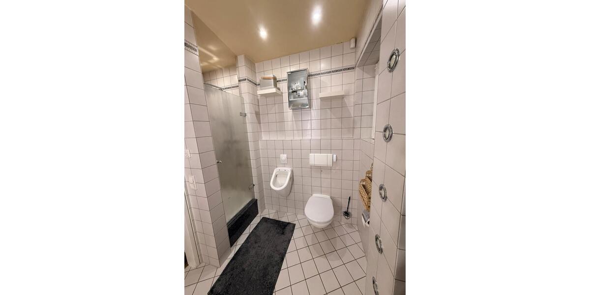 Komfortables Wohnen (vollmöbliert) in luxuriöser Ausstattung 9 zimmer