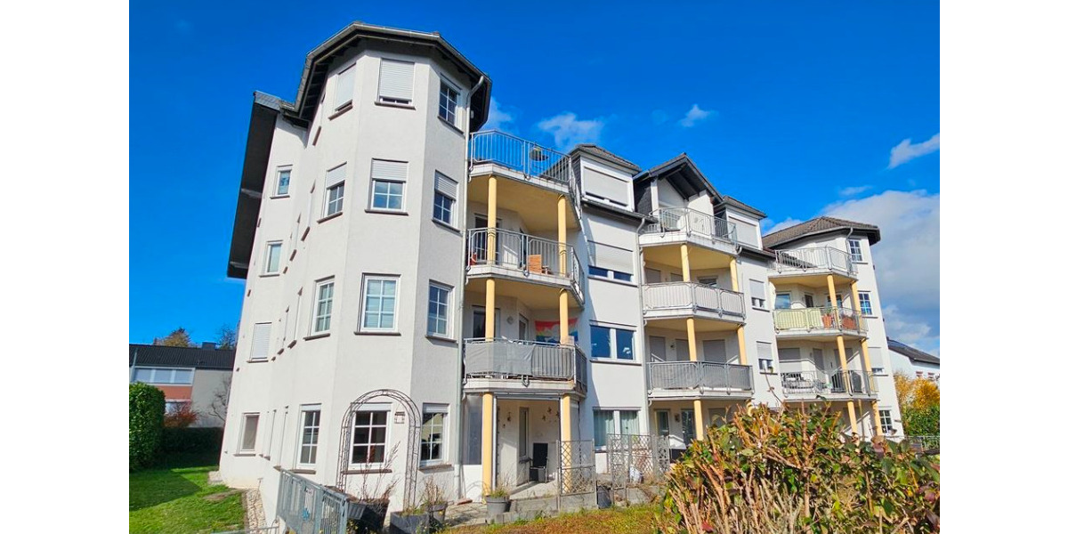 Etagenwohnung Großmaischeid - 3 Zimmer, 87 m&sup2;, 780&euro; | Angebot:26636349