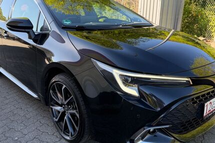 Toyota Corolla 19.900 km 28.950 &euro; Nassau 56377