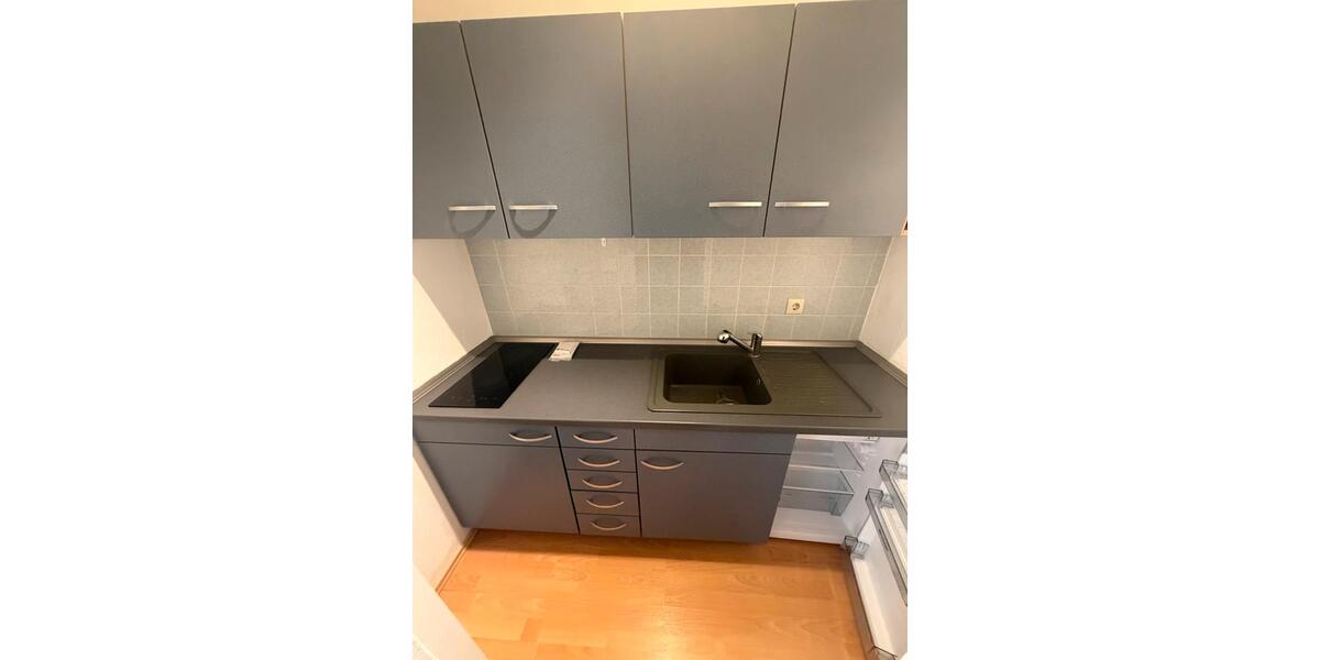 Dachgeschoßwohnung Koblenz Karthause - 1 Zimmer, 24 m&sup2;, 340&euro; | Angebot:26413007