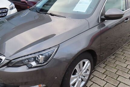 Peugeot 308 108.500 km 11.190 € Herschbach 56414