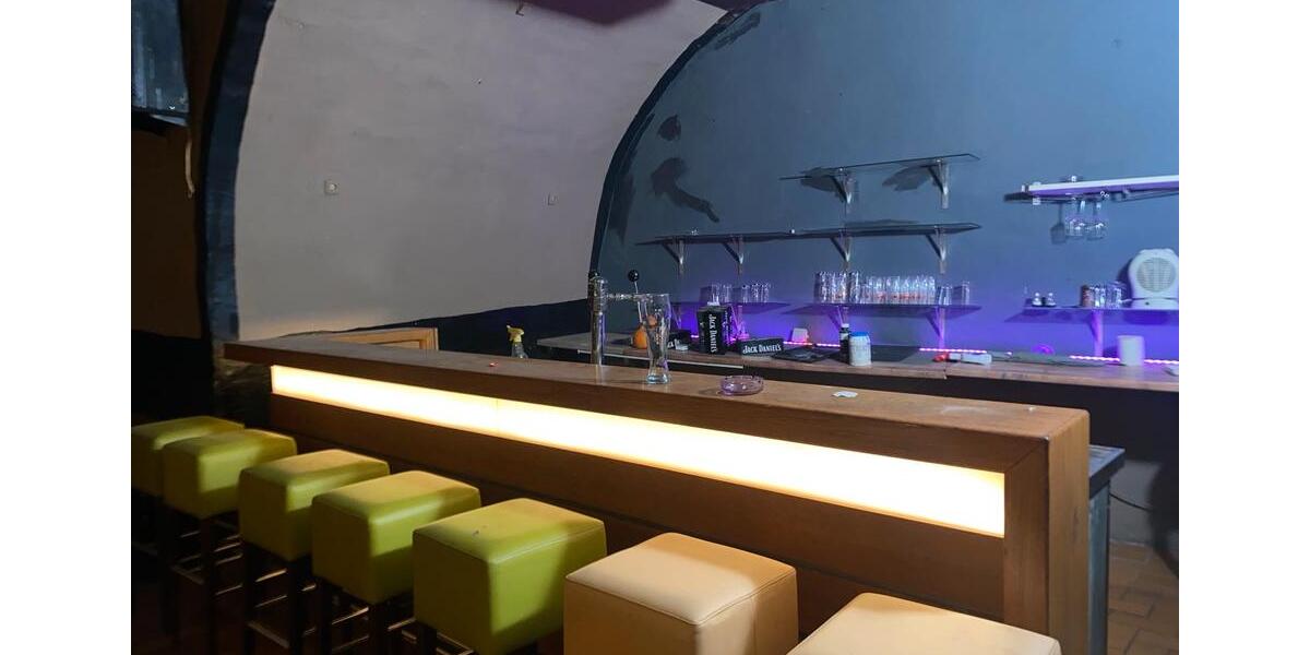 BarKneipePartykeller mit Theke & Aufenthaltsbereich in Boppard zimmer