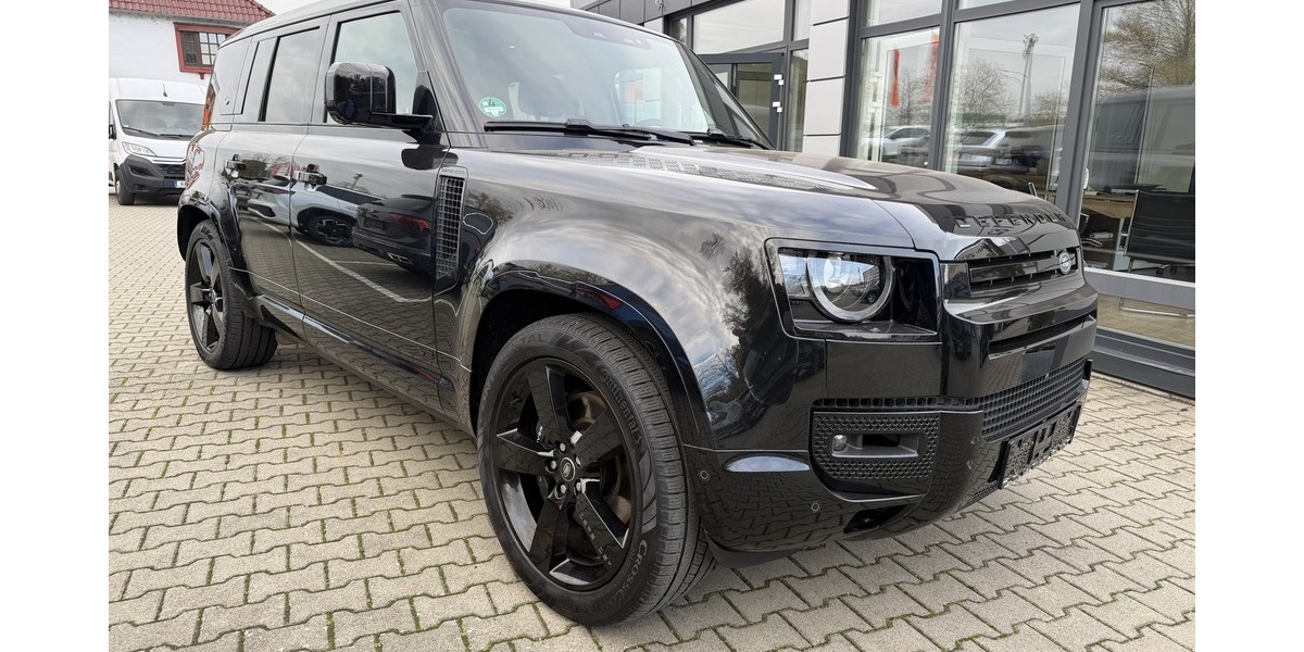Land Rover Defender 110 V8 21.800 km 98.790 € Koblenz 56070